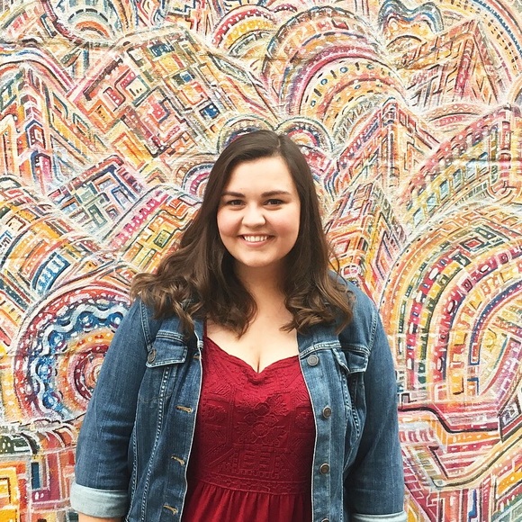 Meet your Posher, Kathryn - Picture 2 of 3